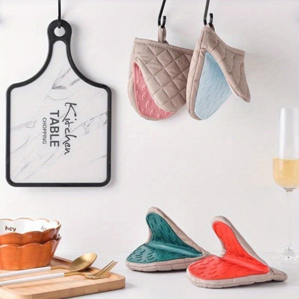 قفازات سيليكون على شكل سمكة مق - مراجعة Kitchen Baking Gloves وسعره