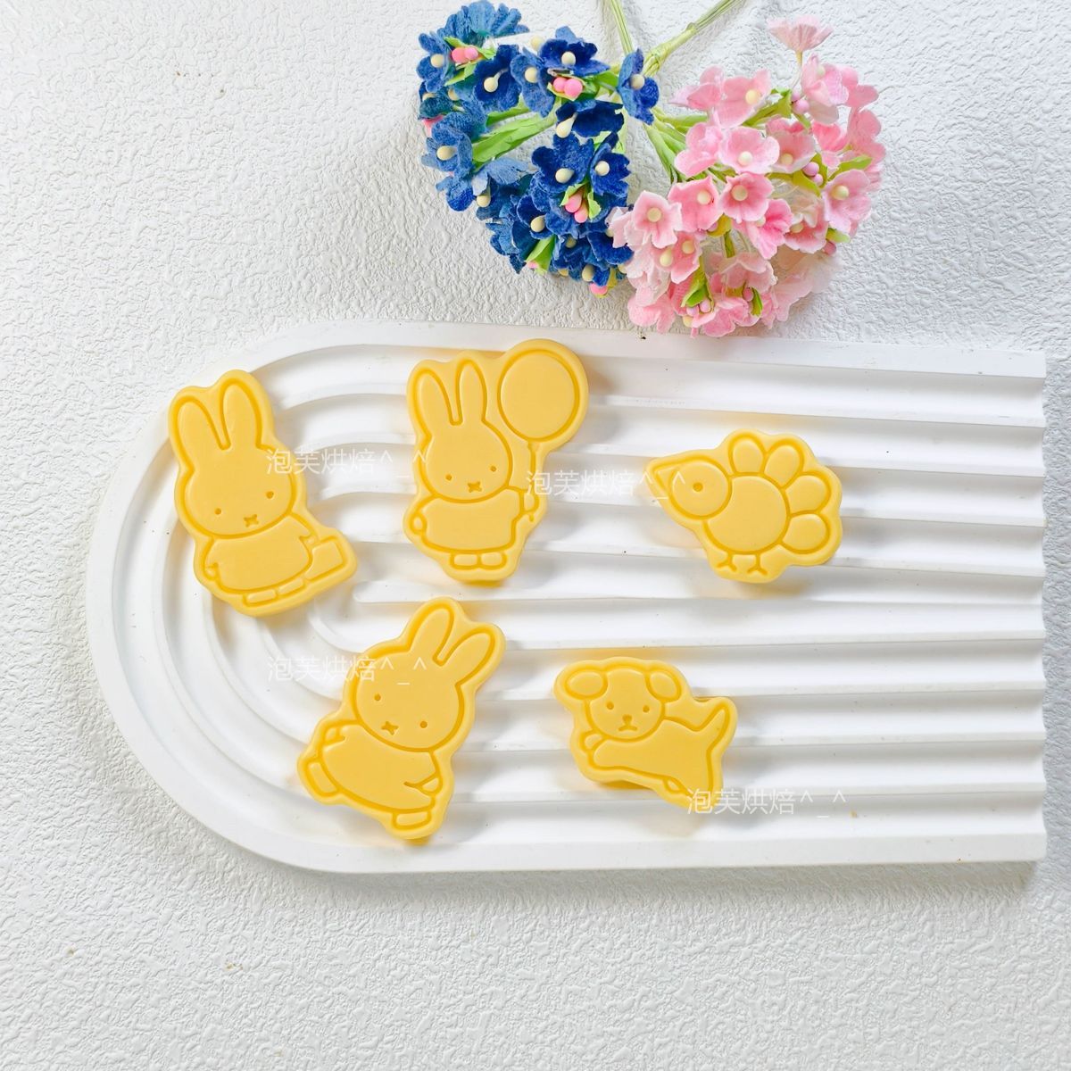 قالب بسكويت ثلاثي الأبعاد لطيف - مراجعة Baking Kitchen For Kids وسعره