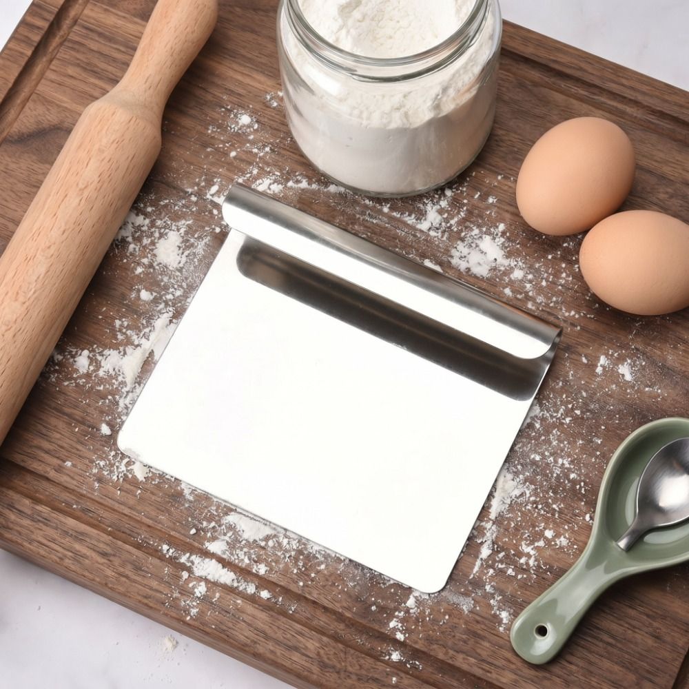 مكشطة عجين من الفولاذ المقاوم  - مراجعة Bench Scraper Dough وسعره